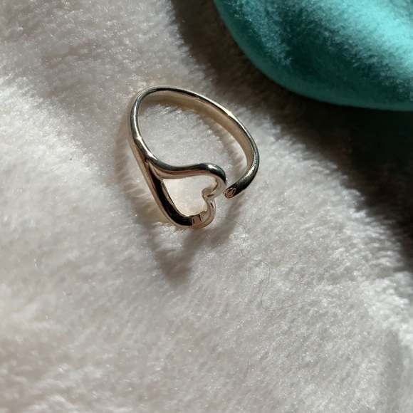Elsa Perretti open heart ring—Tiffany &co - Picture 4 of 4